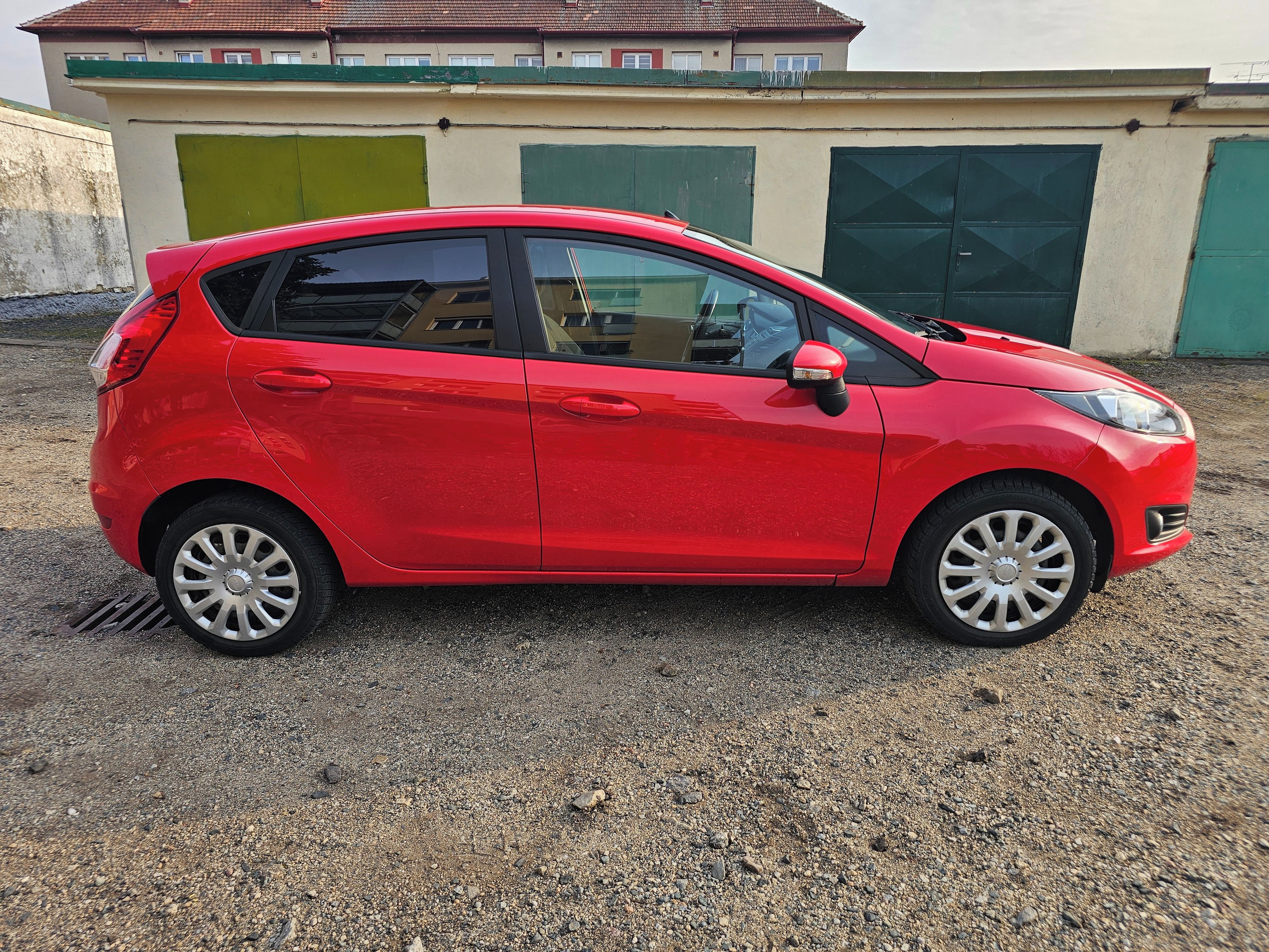 Ford Fiesta - fotka 4