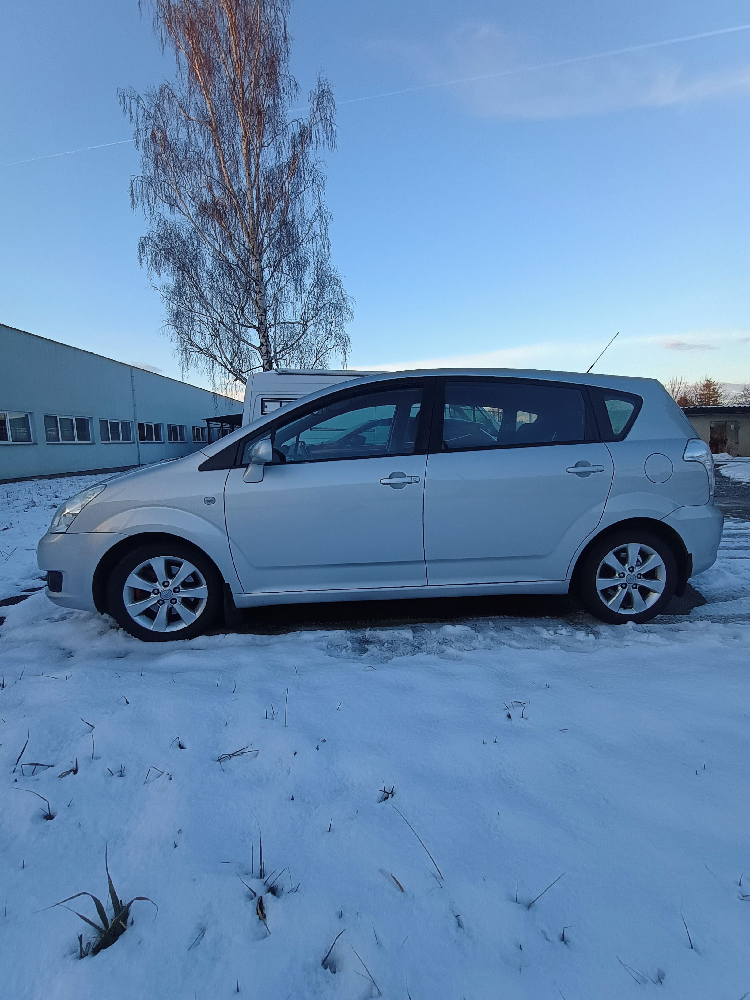 Toyota Corolla Verso, Diesel 2,2-100kW - STK 2/2028 - fotka 5
