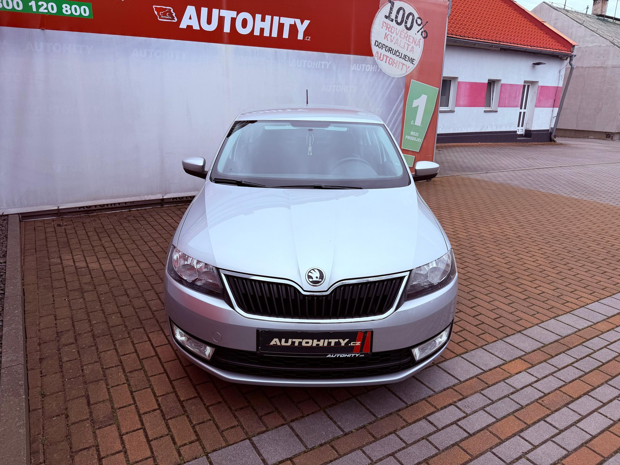 Škoda Rapid, 1.4 TDi Ambition, ČR - fotka 2