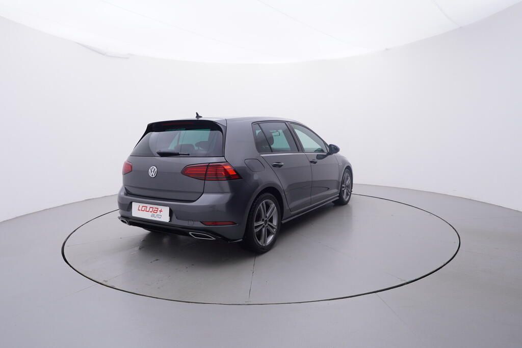 Volkswagen Golf, Sport 1.5 TSI 110 kW - fotka 5
