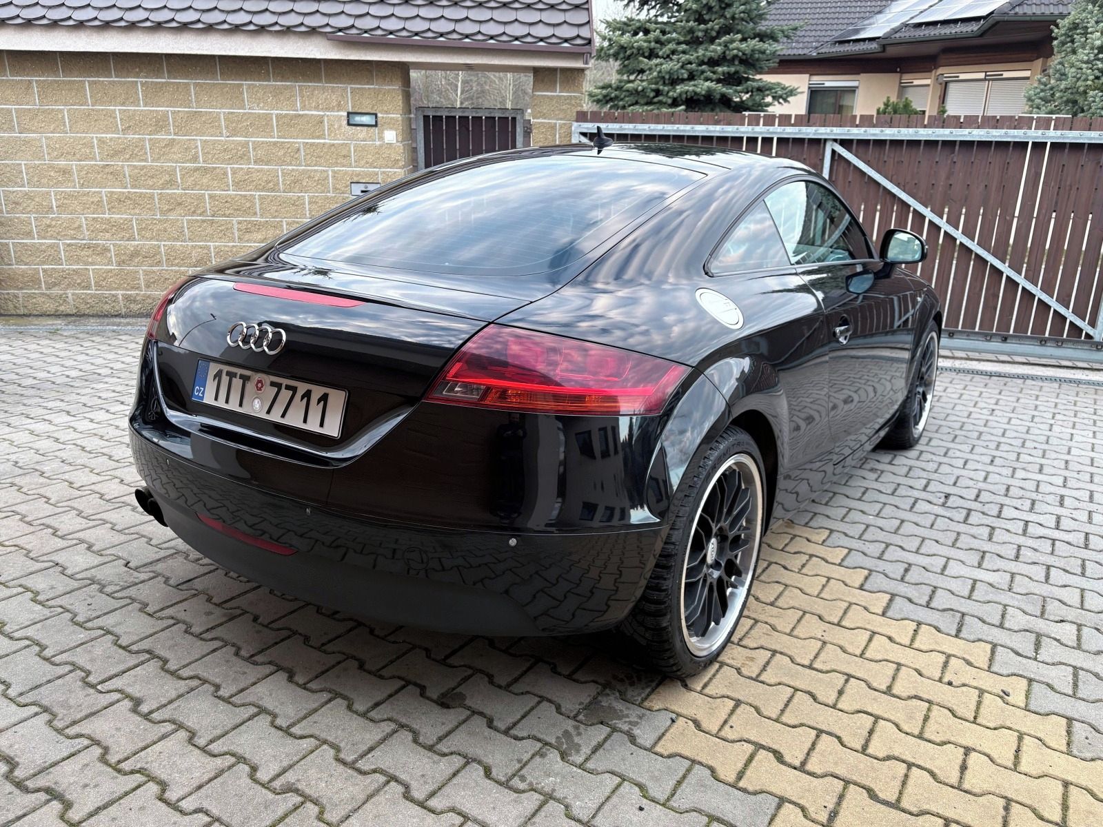 Audi TT, 2.0 TFSi DSG Kůže - fotka 6