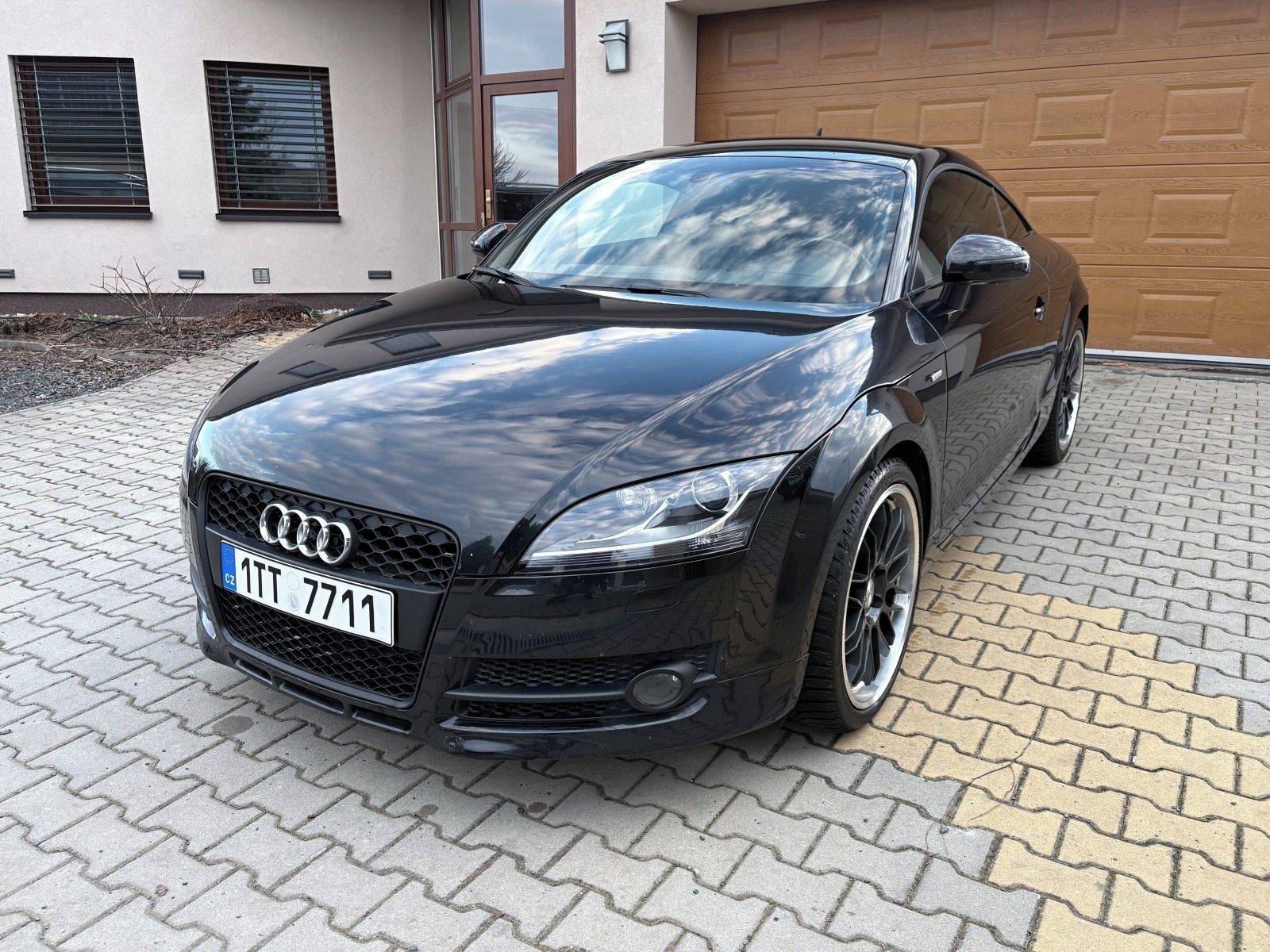 Audi TT, 2.0 TFSi DSG Kůže