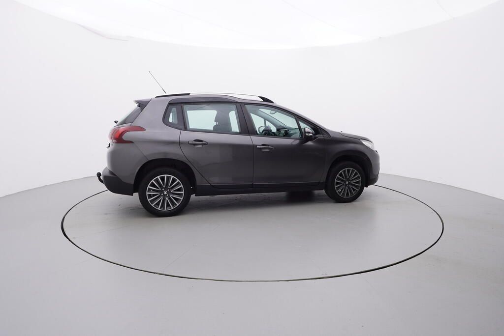 Peugeot 2008, 1.6 73 kW - fotka 6