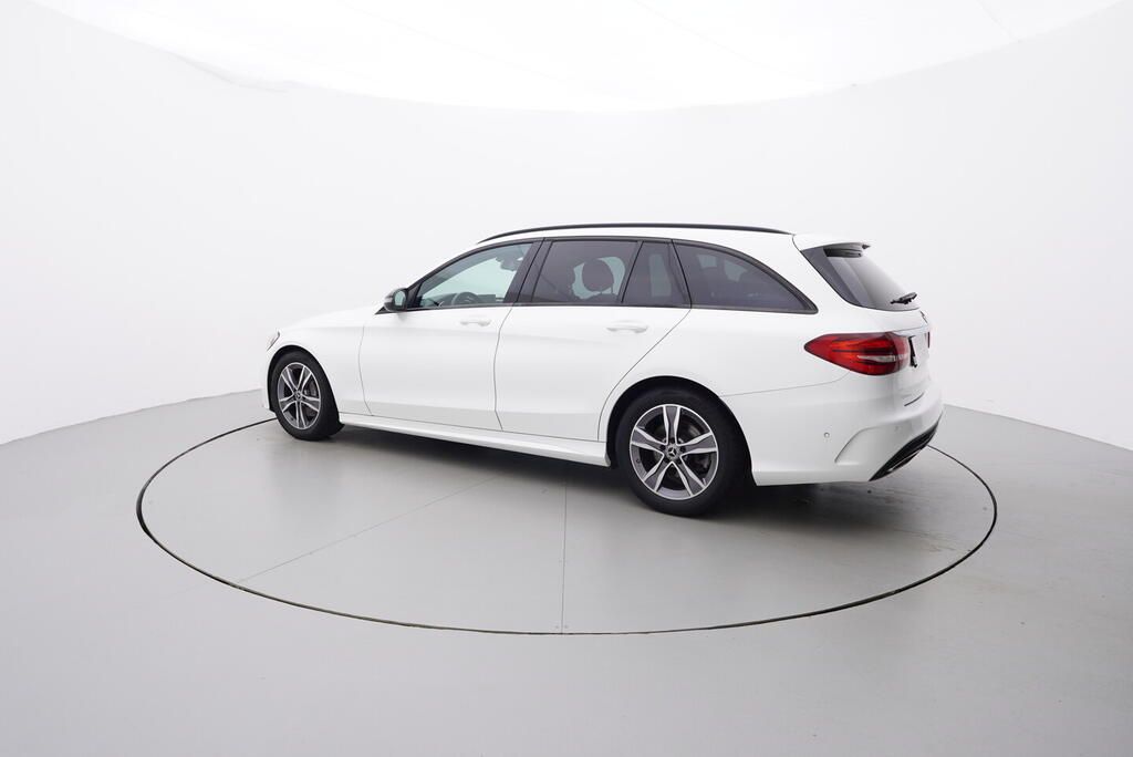 Mercedes-Benz Třídy C, AMG-line 1.6 115 kW - fotka 3