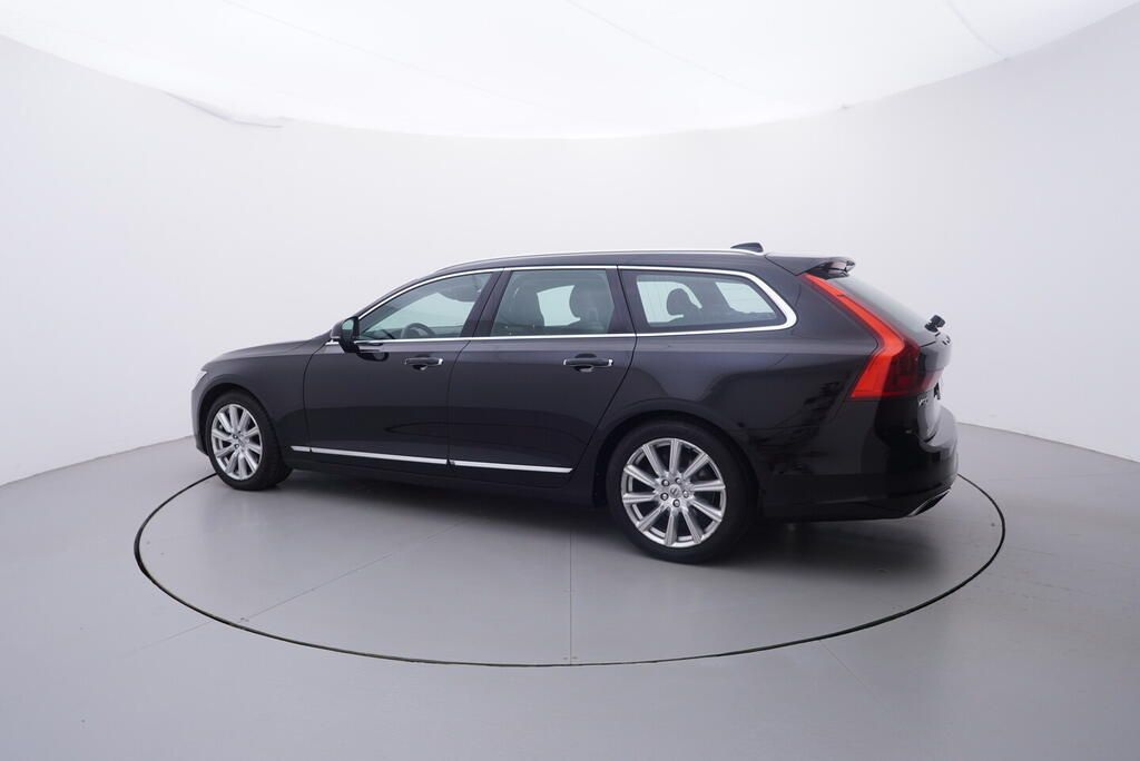 Volvo V90, Inscription 2.0 D4 140 kW - fotka 3