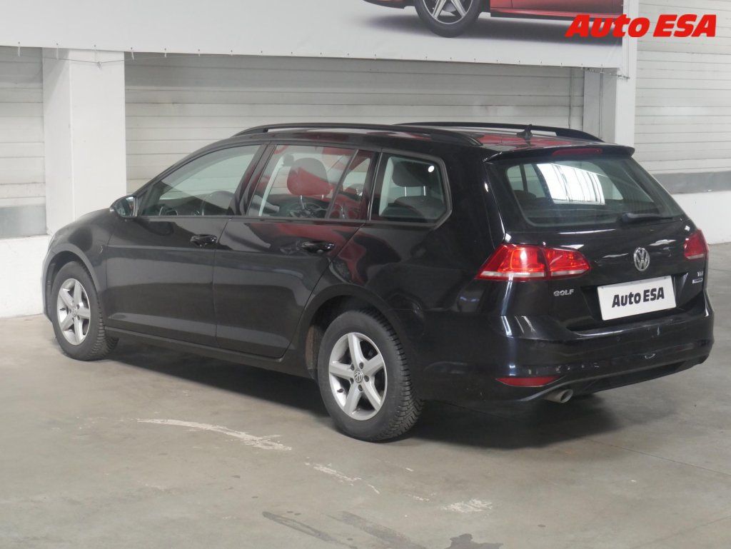 Volkswagen Golf, 1.6.,AC,výhřev sed - fotka 4