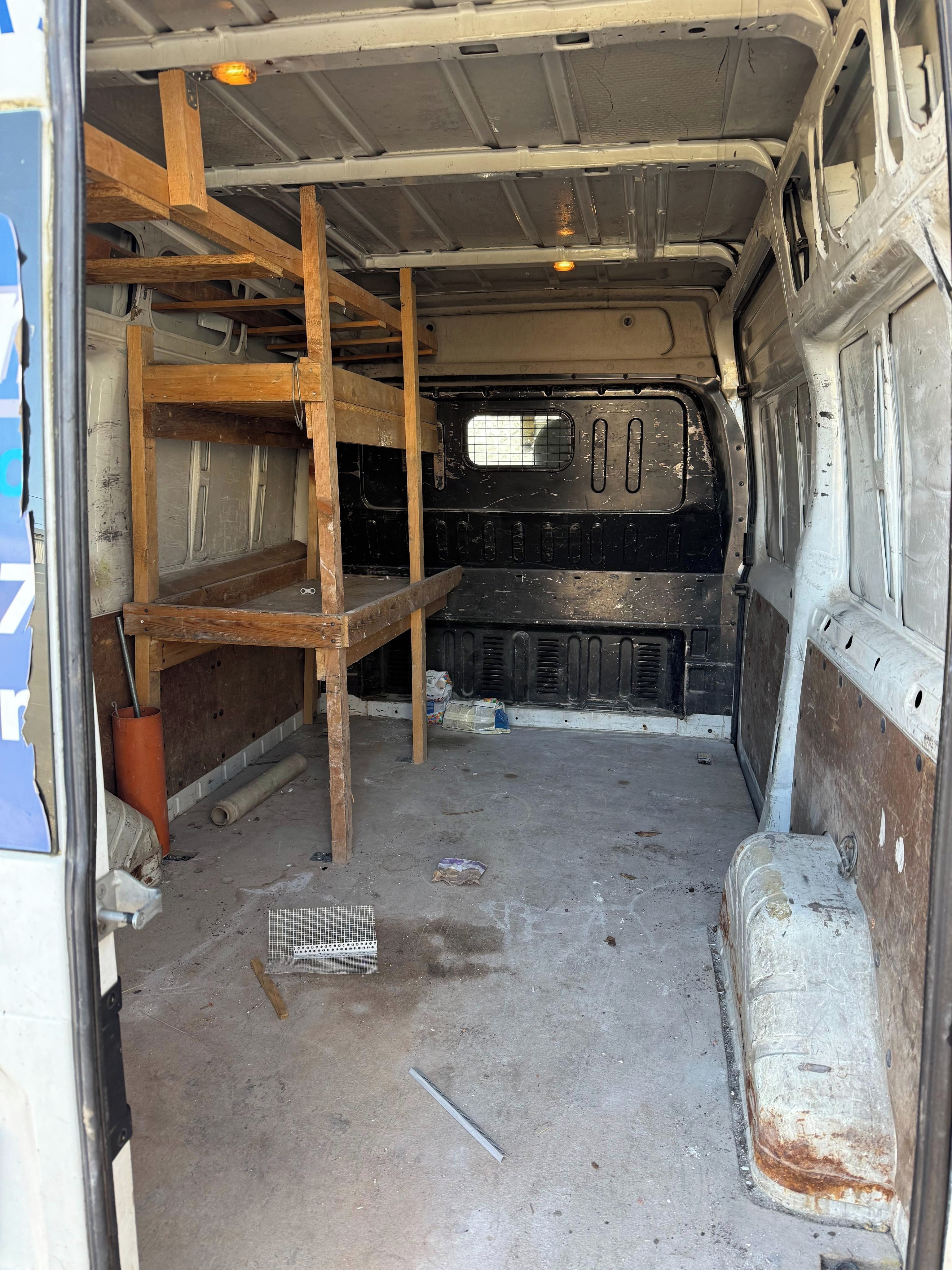 Ford Transit - fotka 4