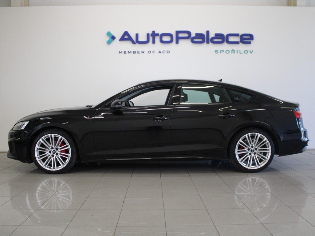 Audi A5, 2,0 40TDi S-Line 55tkm. ČR - fotka 5