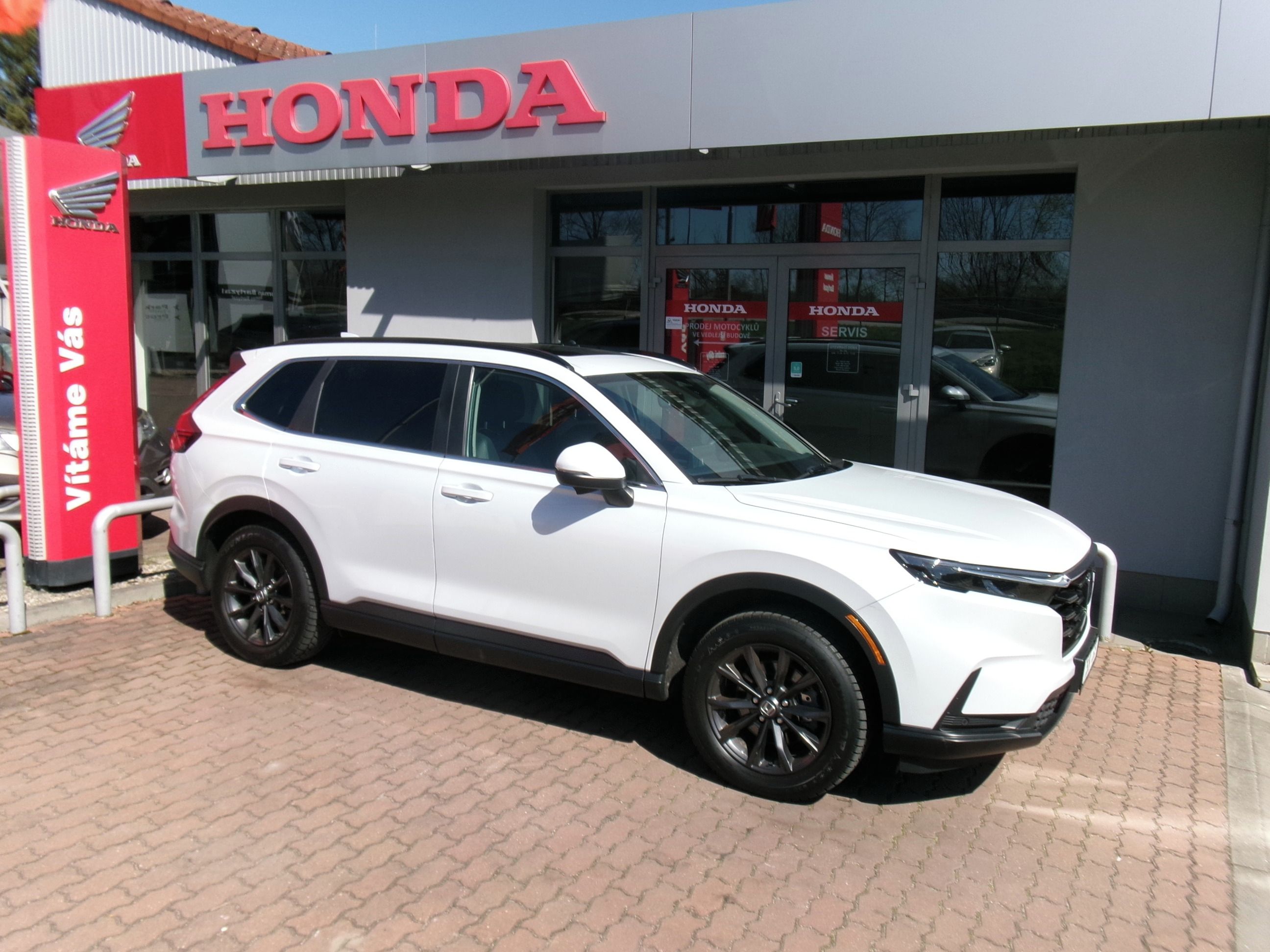 Honda CR-V, 2.0e:HEV 4x4 ELEGANCE - fotka 4