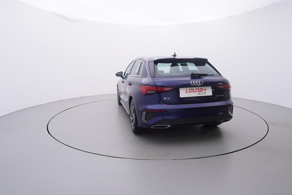 Audi A3, S-line 1.5 TSI 110 kW - fotka 4