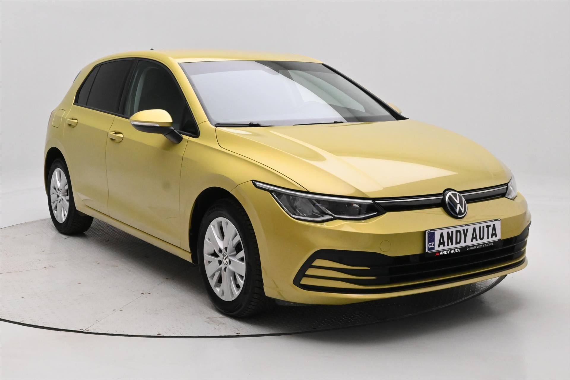 Volkswagen Golf, 1,0 TSI 81kW Life Záruka až 5 - fotka 3