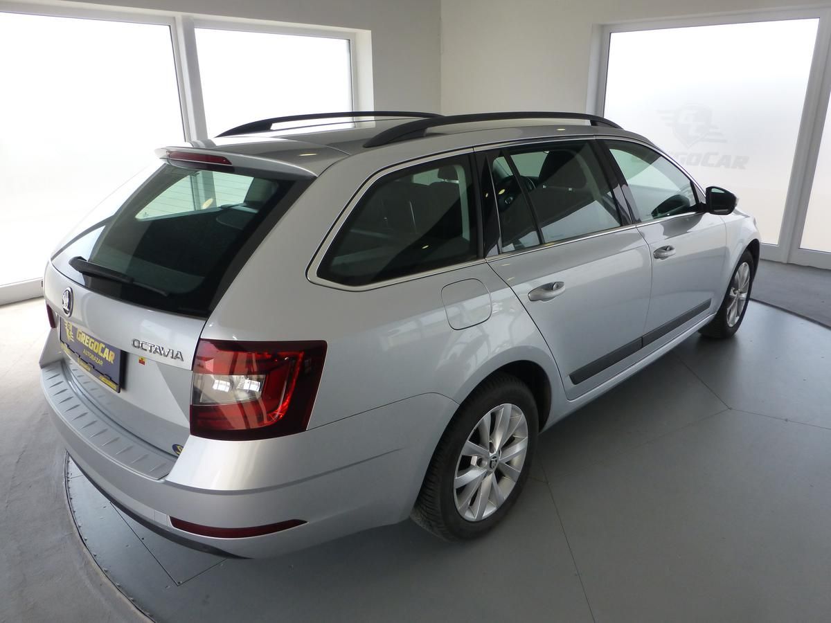 Škoda Octavia, 2,0TDI*NAVIGACE**ALU**PARK.S - fotka 5