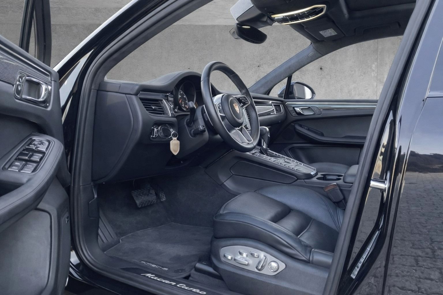 Porsche Macan, TURBO Performance Package - fotka 6