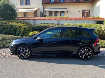 2.0TSi R, 4Motion 322kW
