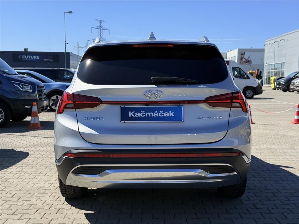Hyundai Santa Fe, 2,2 CRDi 142 kW Smart DPH CZ - fotka 4