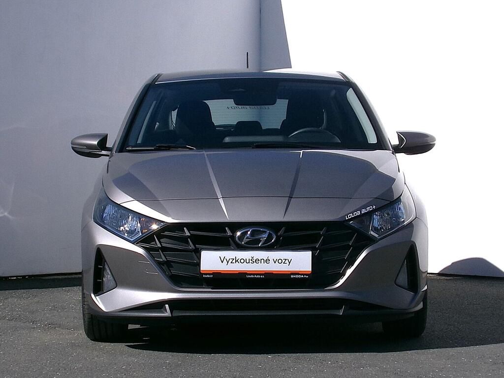 Hyundai i20, Comfort Club 1.2 62 kW - fotka 4