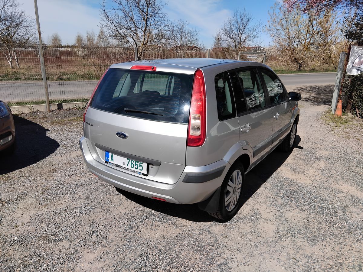 Ford Fusion, 1.4 TDCi - fotka 3