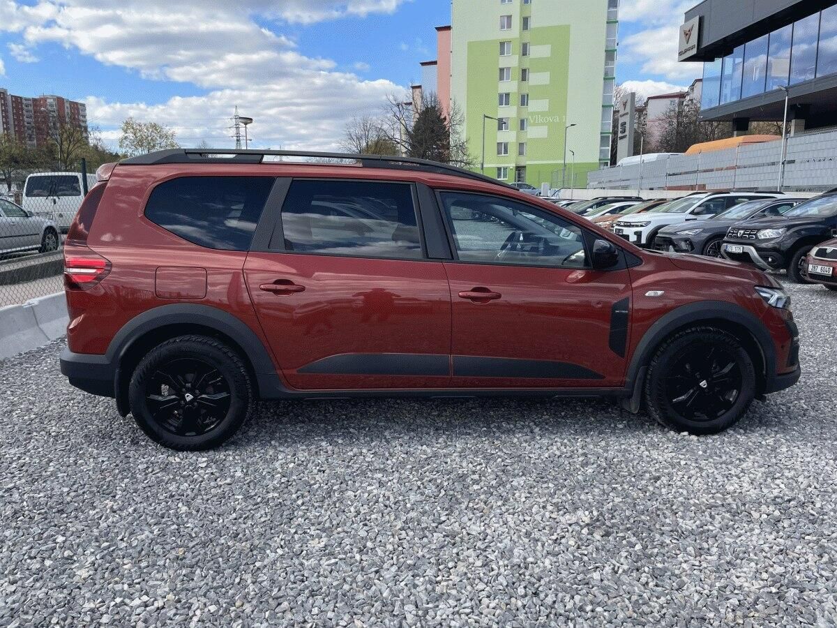 Dacia Jogger, 1.0 Tce,81kW,Extreme,ČR - fotka 4