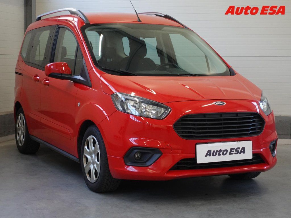 Ford Tourneo Courier, 1.5TDCi,2.maj,ČR,Trend