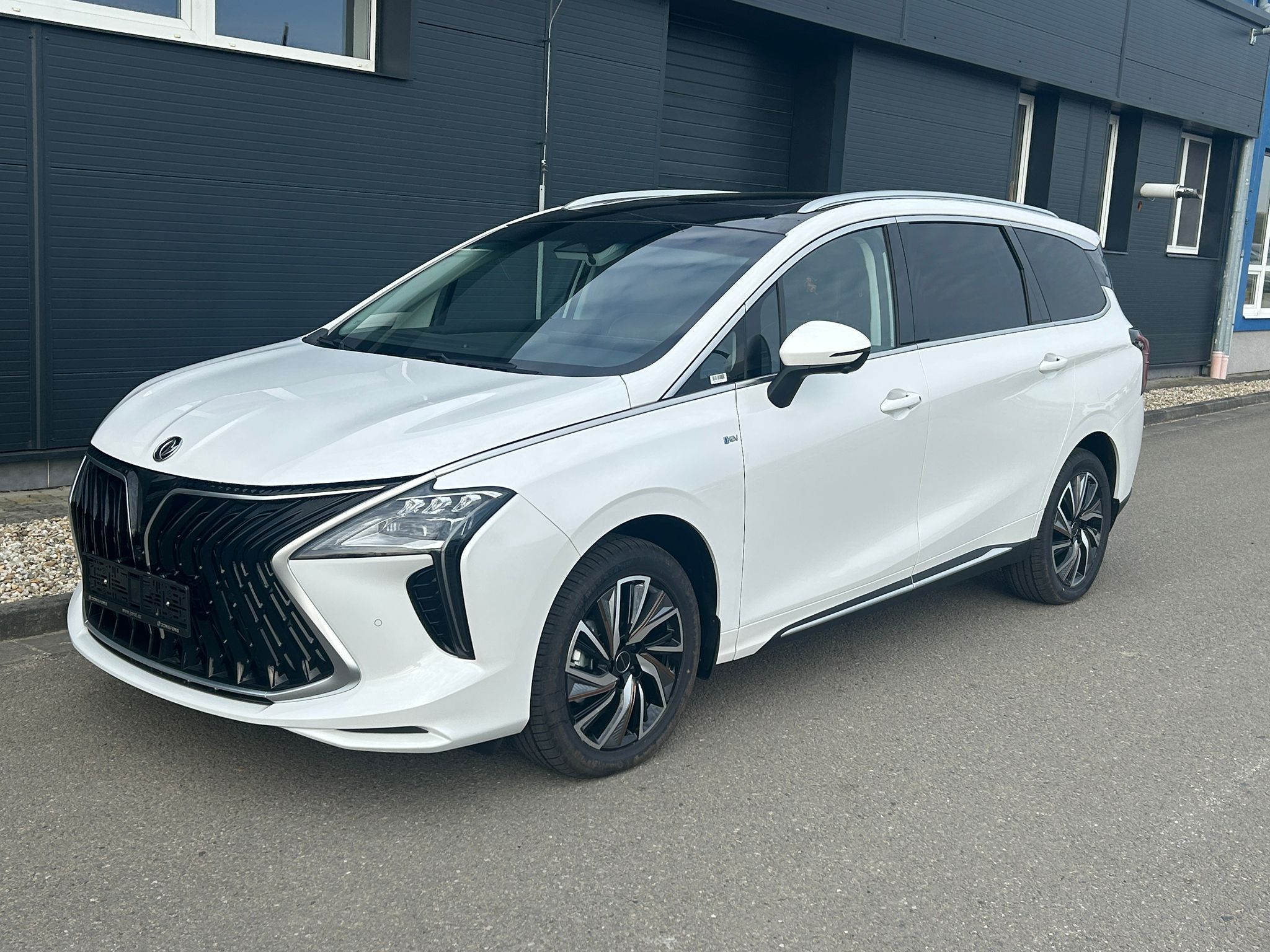 Dongfeng U-Tour, Dongfeng U Tour HEV