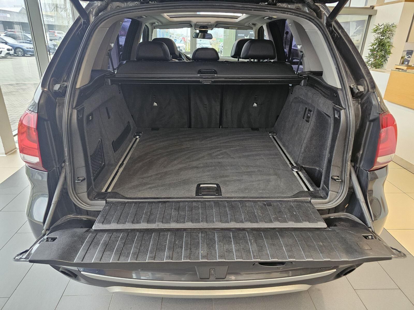 BMW X5, xDrive30d - fotka 5