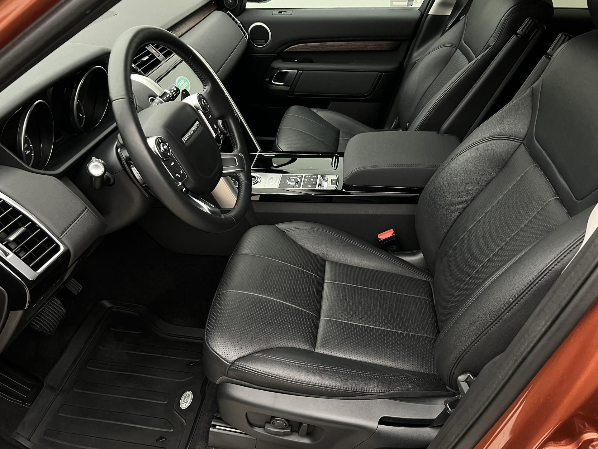 Land Rover Discovery, 3.0 TDV6 HSE AWD AUT CZ - fotka 3
