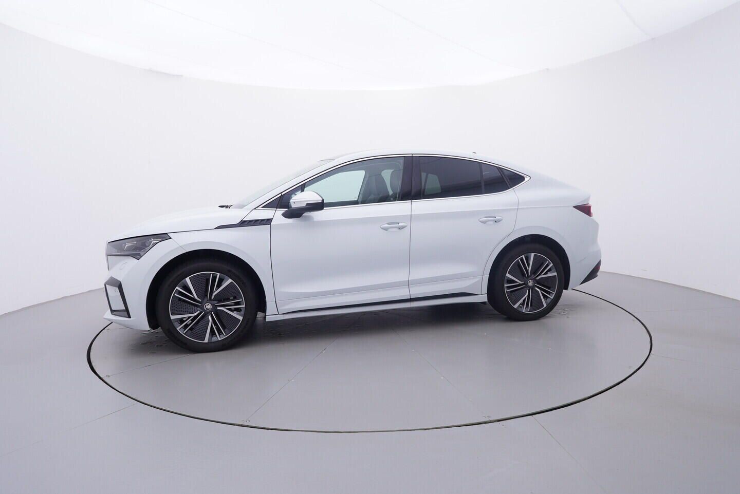 Škoda Enyaq, 82 kWh 210 kW - fotka 2