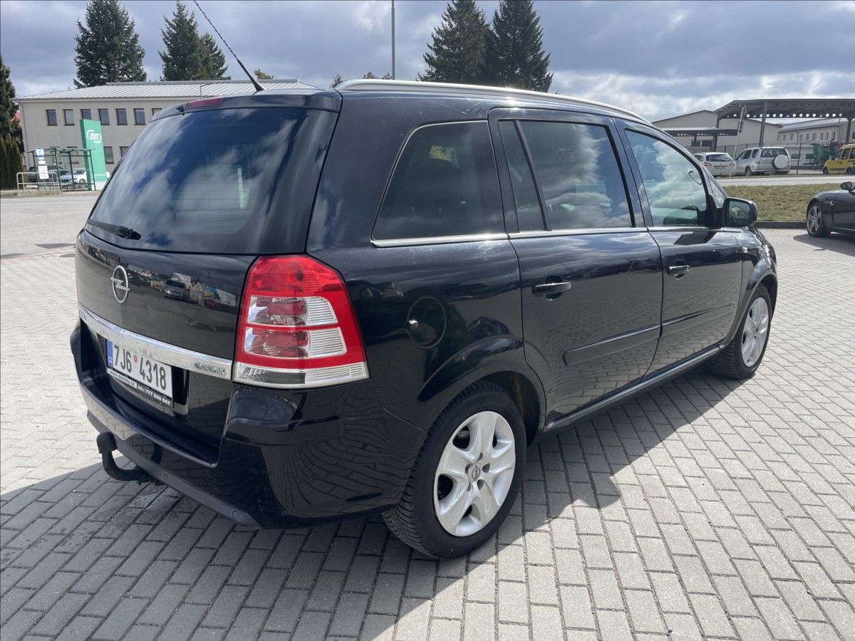 Opel Zafira, 1,6 i 16V 85kw 7míst Tažné TOP - fotka 4