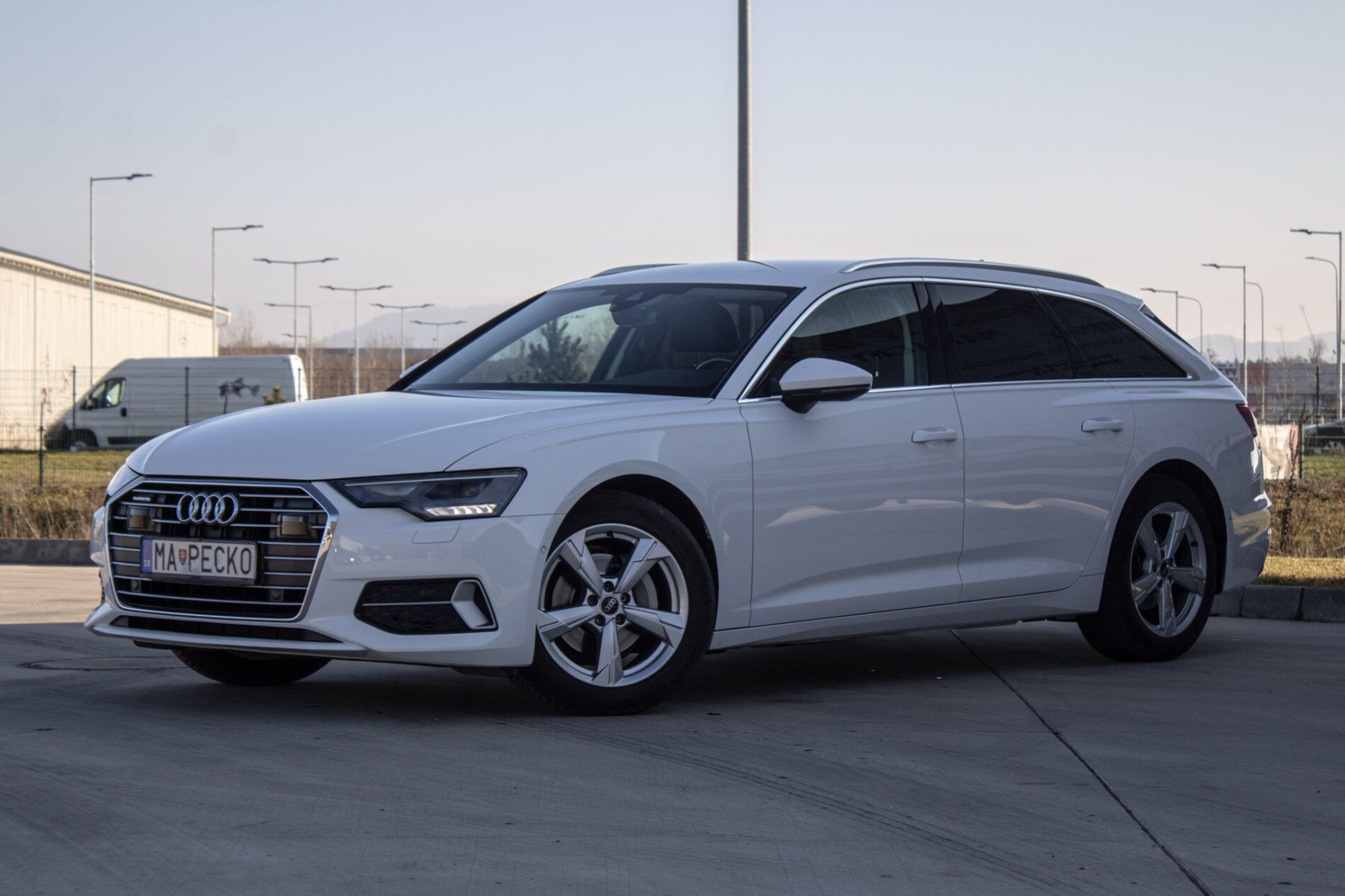 Audi A6 Avant - fotka 2