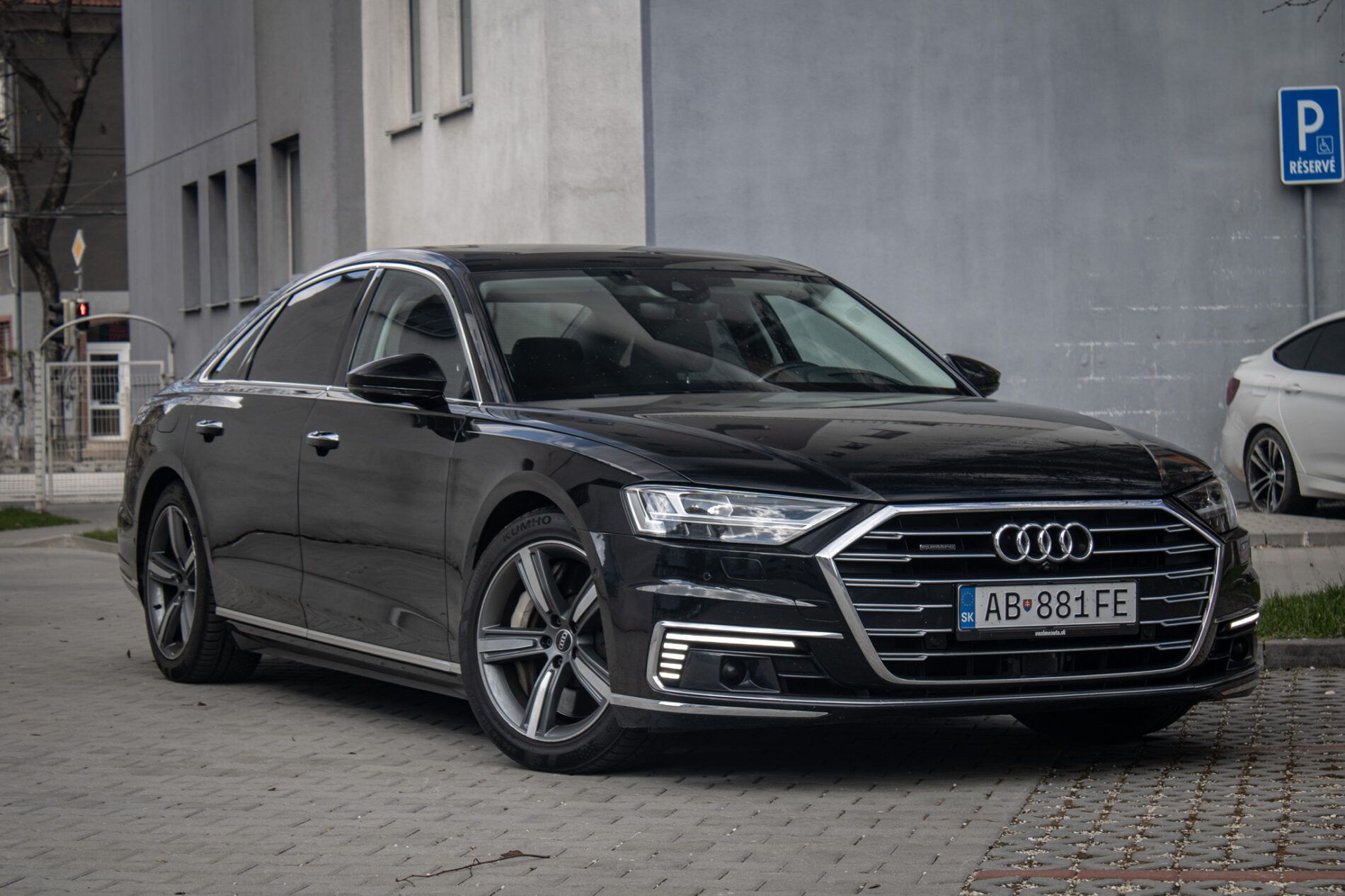 Audi A8 - fotka 3