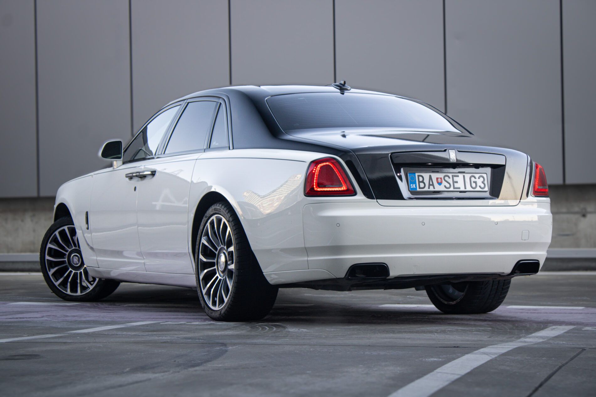 Rolls-Royce Ghost - fotka 4
