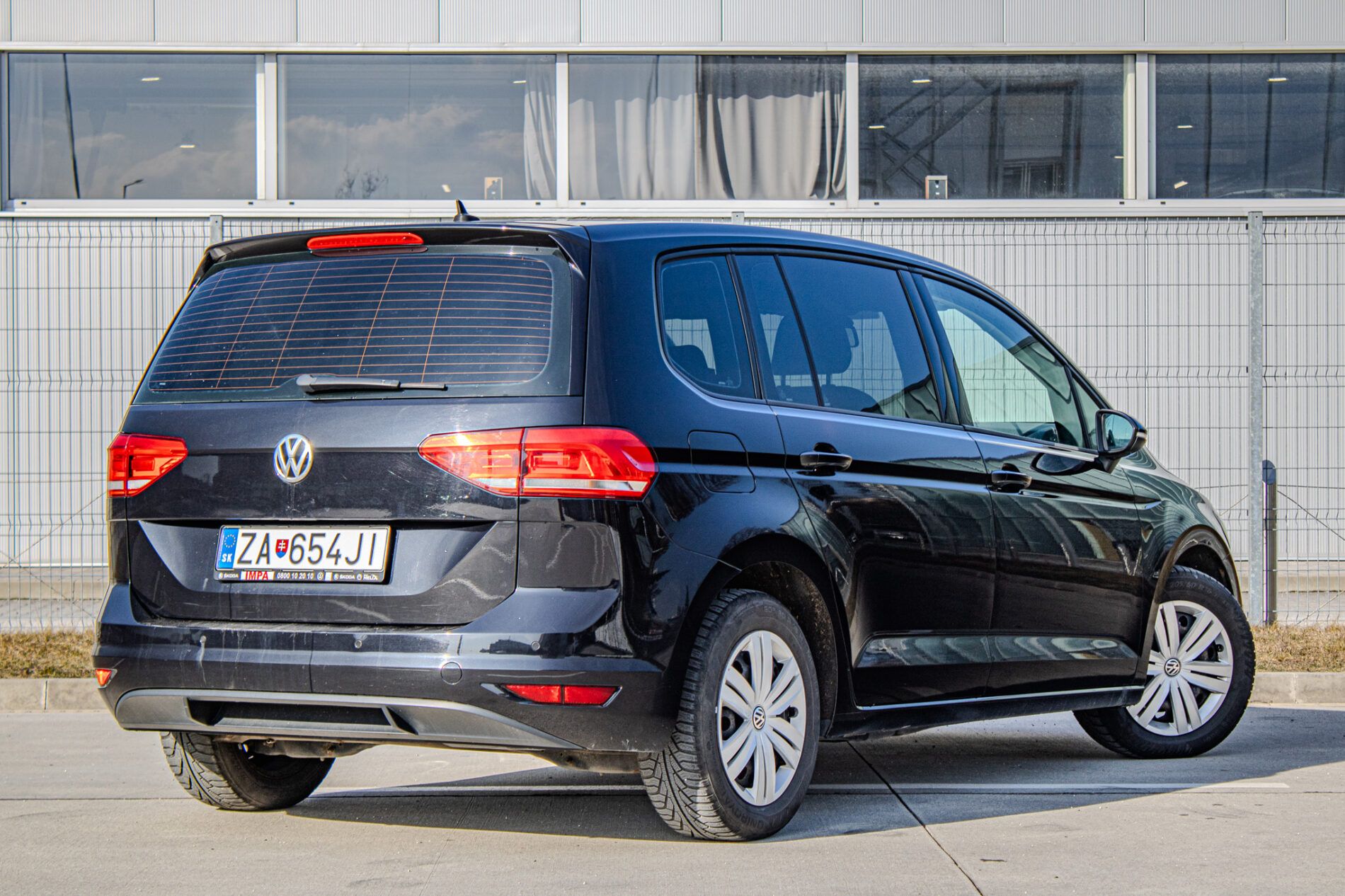 Volkswagen Touran - fotka 6