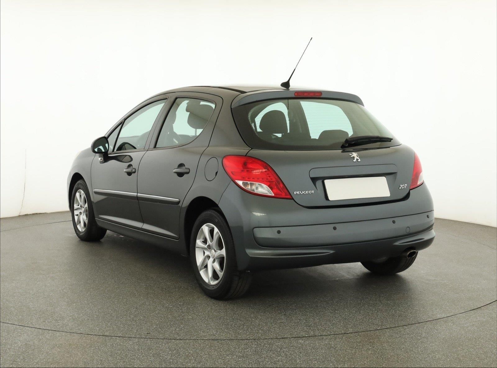 Peugeot 207, 1.6 HDi, po STK - fotka 4