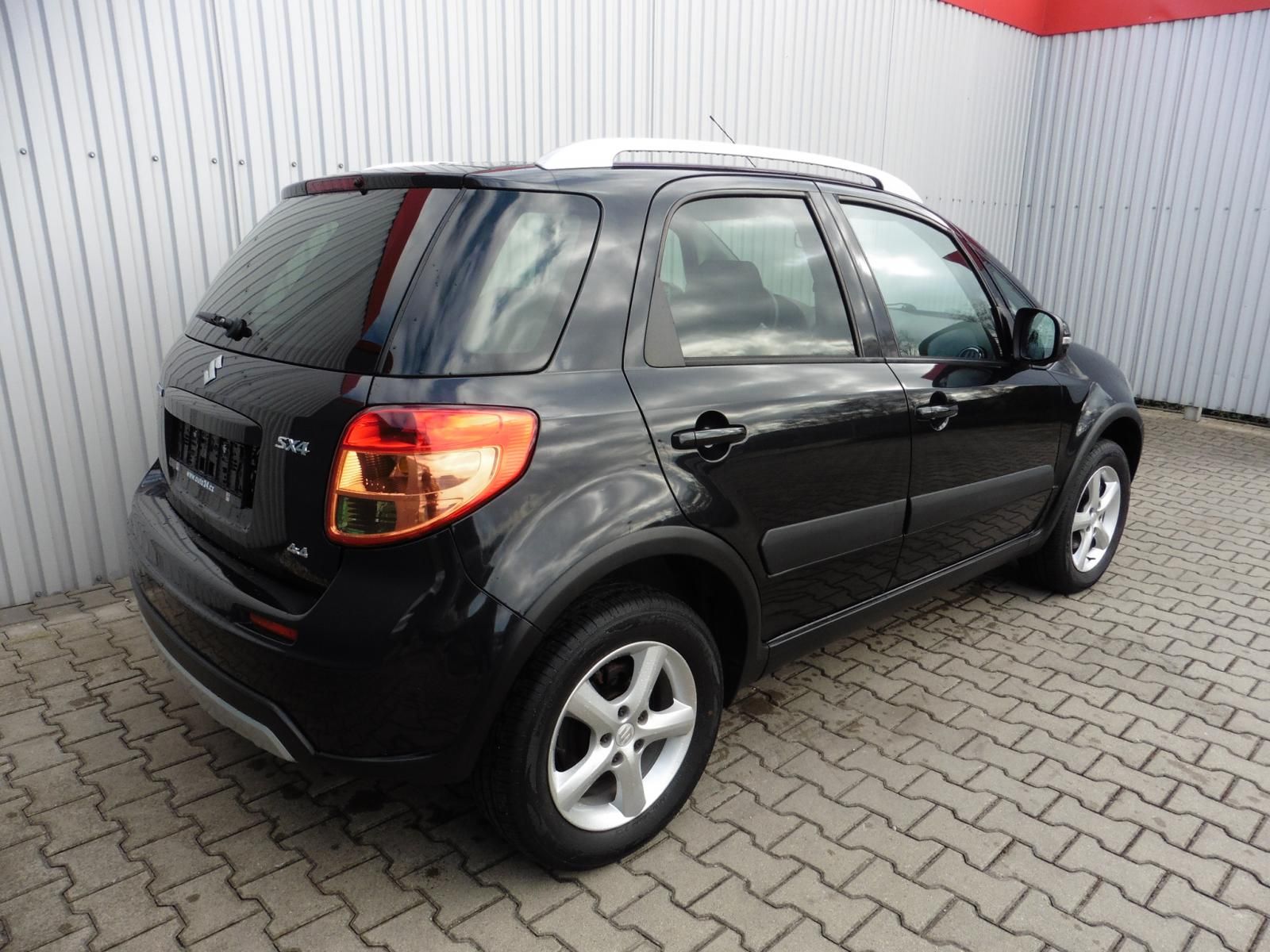 Suzuki SX4, 1.6 VVTi Style 4x4 Navi 1.maj. - fotka 6
