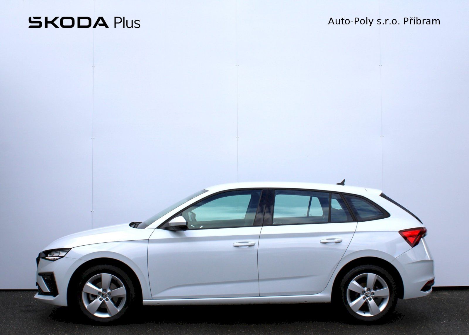 Škoda Scala, Selection 1.0 TSI / 85 kW 6°MP - fotka 3