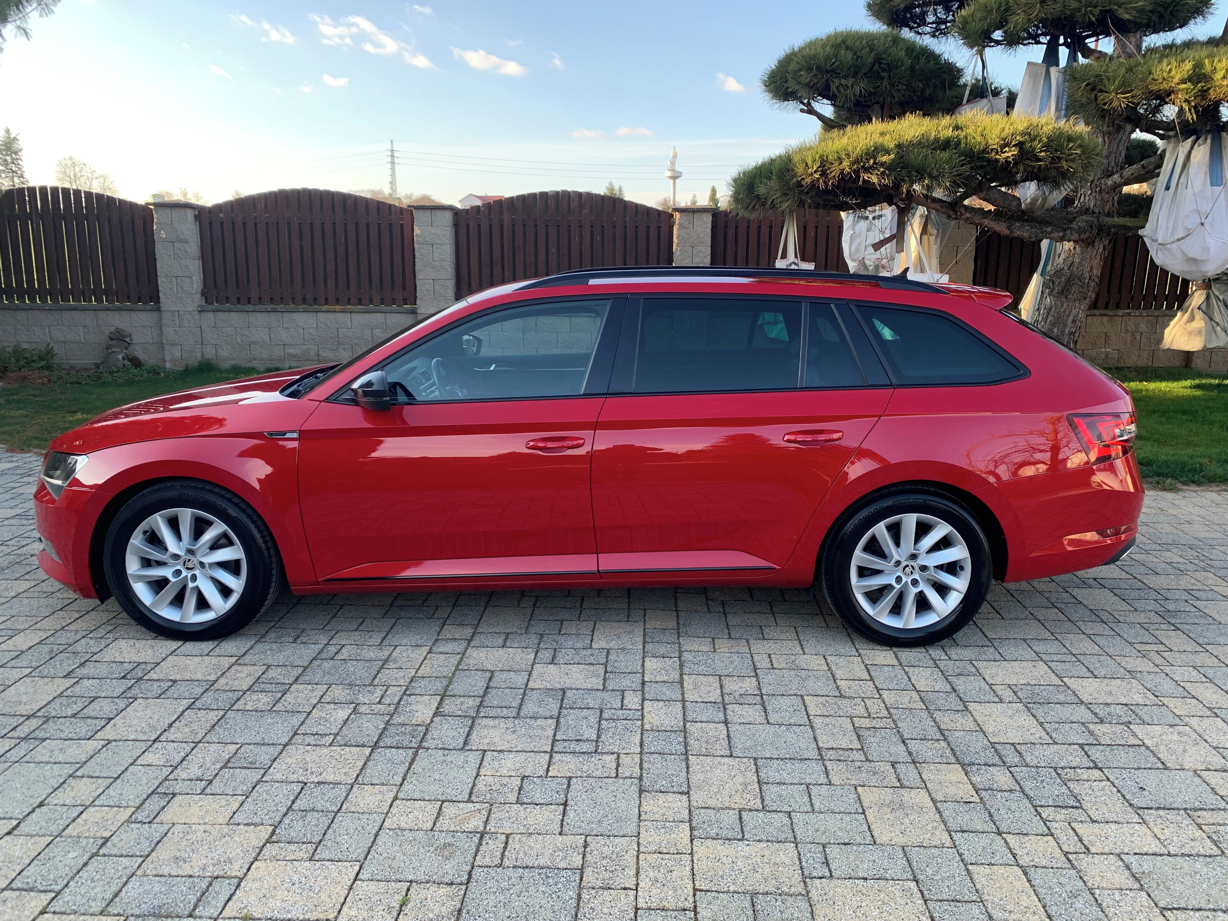 Škoda Superb, 2,0 TDI SPORT - fotka 2