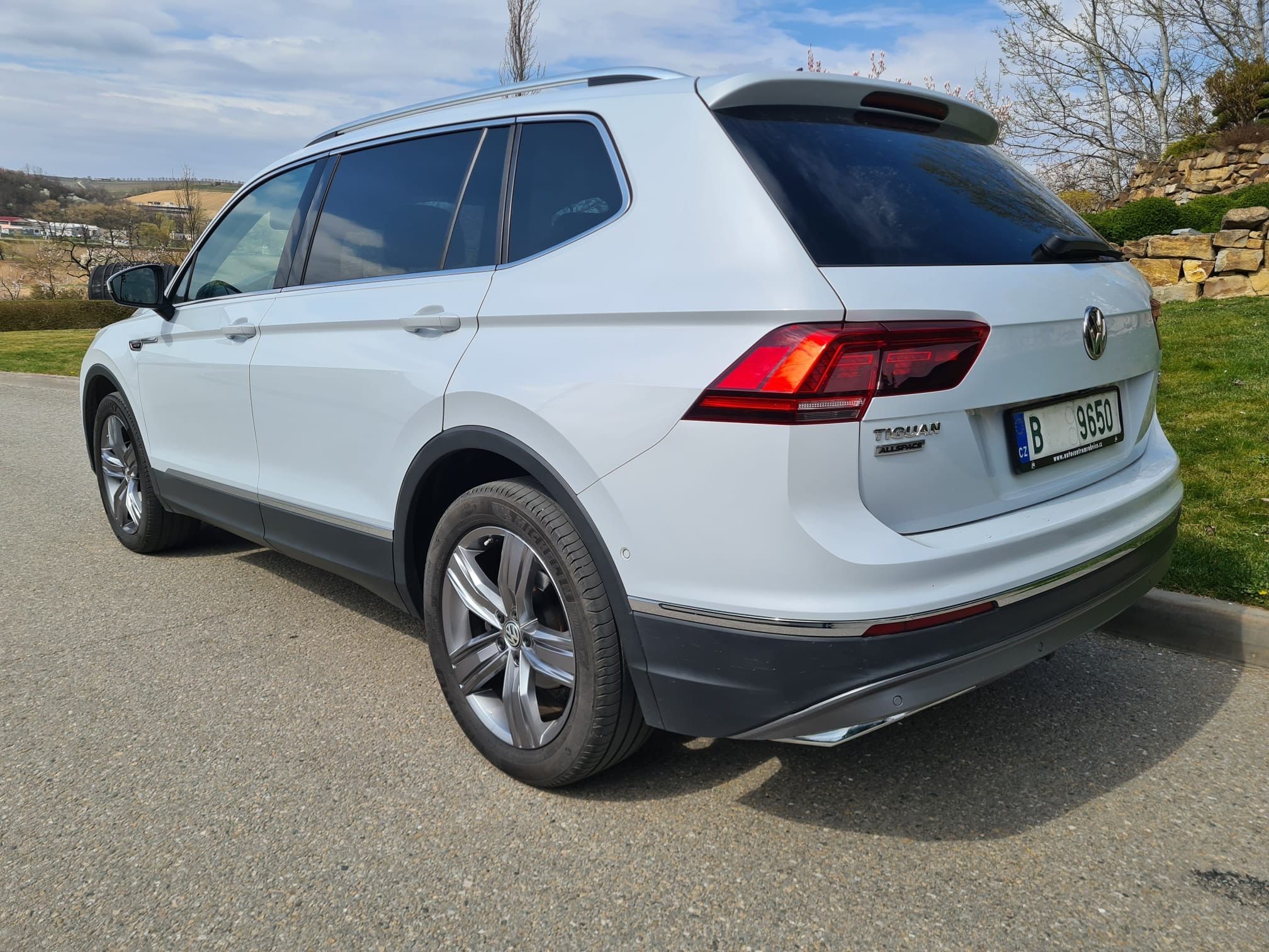 Volkswagen Tiguan, 2.0TDi ALLSPACE 7-míst DSG 4x4 - fotka 5