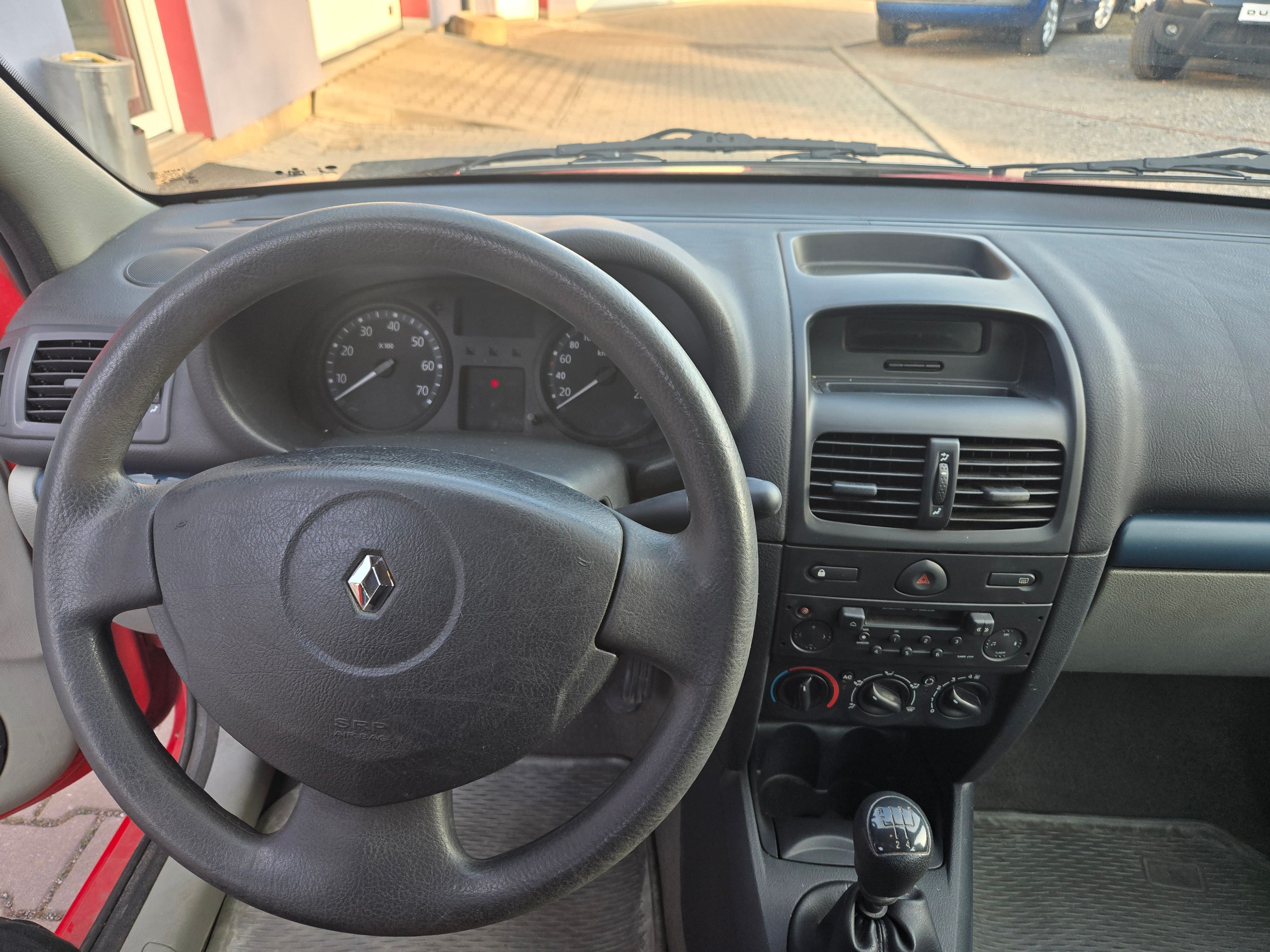 Renault Clio, 1,2+sada zimních kol - fotka 6