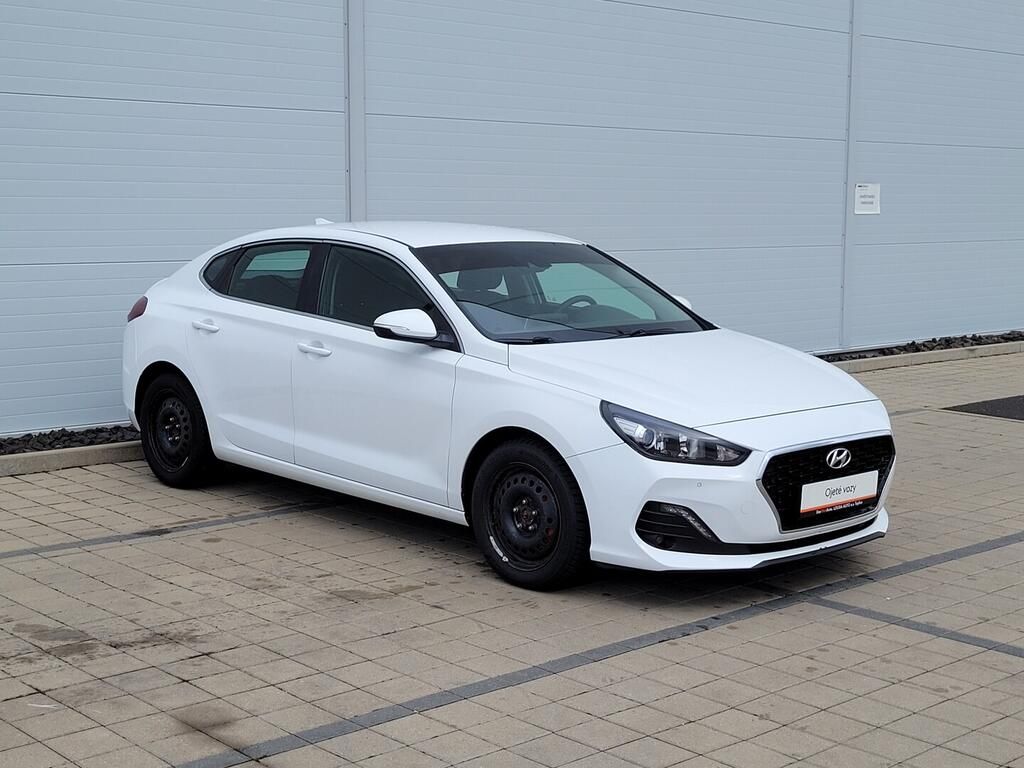 Hyundai i30, Style NAV 1.4 T-GDI 103 kW - fotka 3