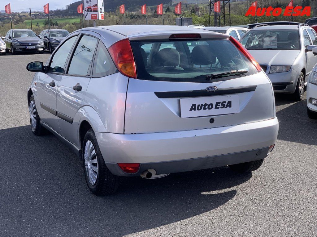 Ford Focus, 1.6 16V,AC - fotka 4