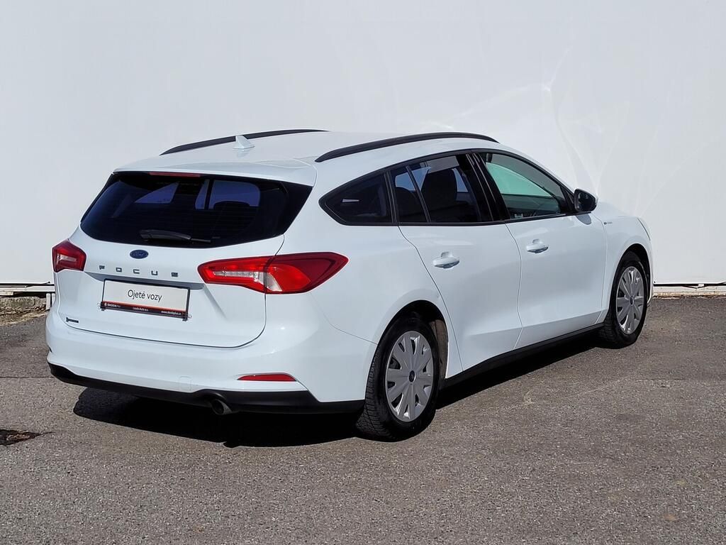 Ford Focus, Trend 1.0 EcoBoost 74 kW - fotka 2