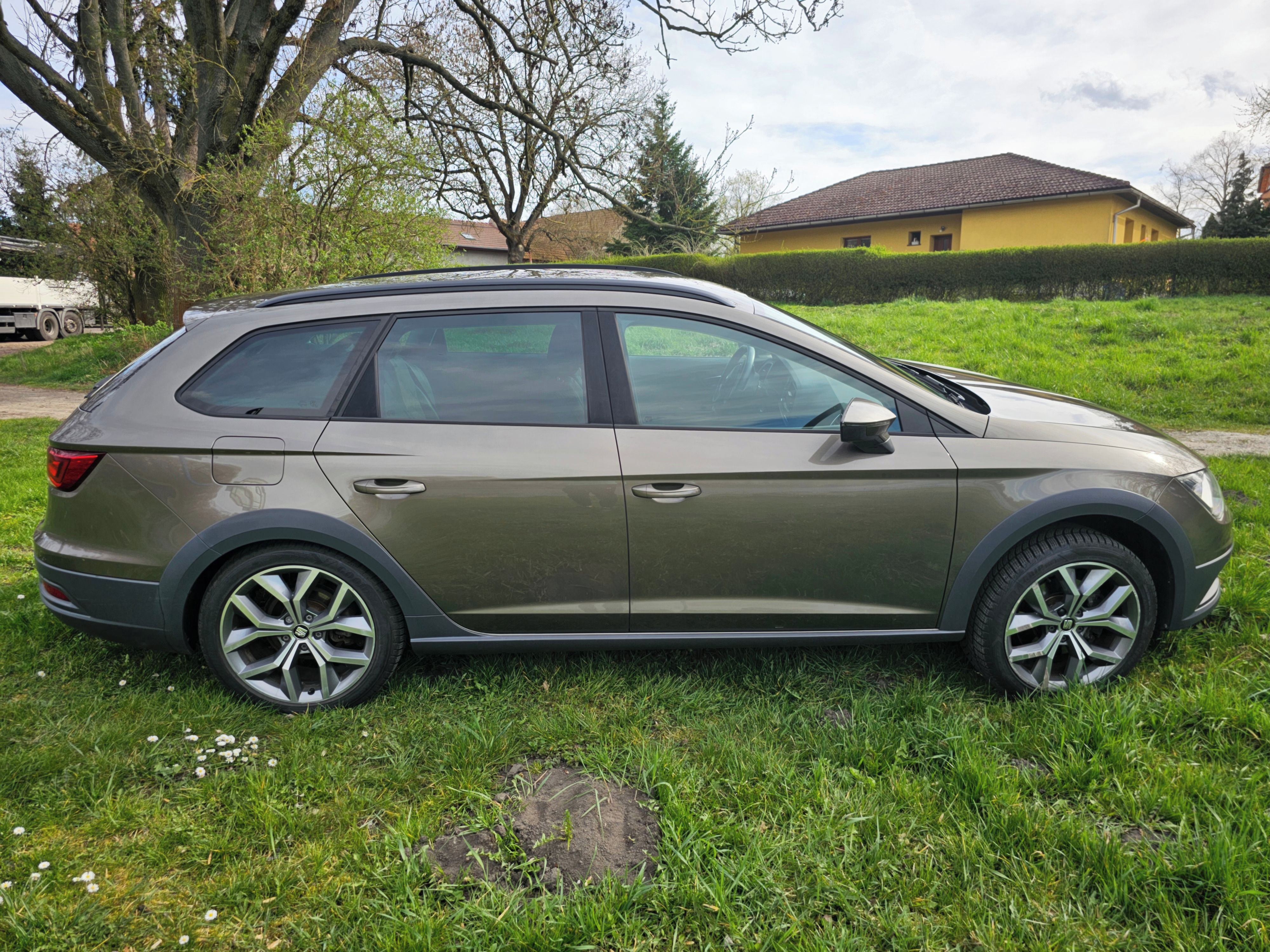 Seat Leon, Leon ST X-PERIENCE 4WD 135 kW - fotka 6