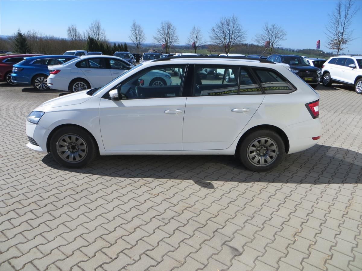 Škoda Fabia, 1,0 TSI Active ČR - fotka 4