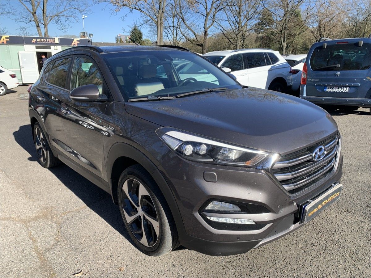Hyundai Tucson, 2,0 CRDI 4x4 STYLE PREMIUM - fotka 3