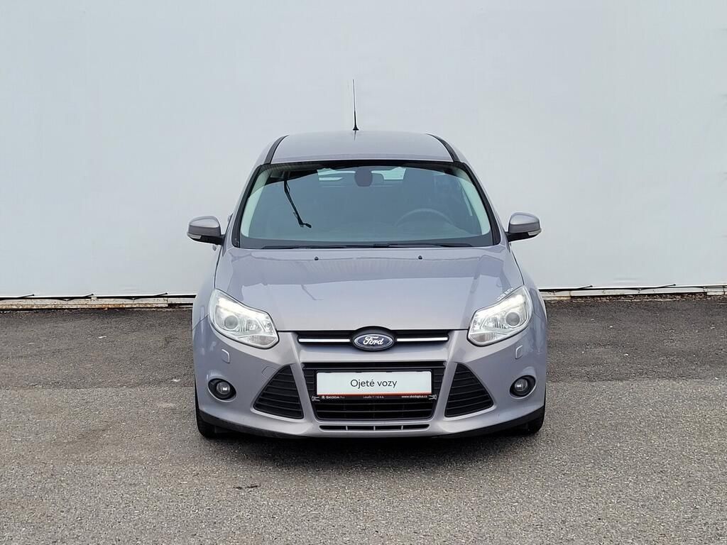 Ford Focus, Titanium 1.6 TDCI 85 kW - fotka 4