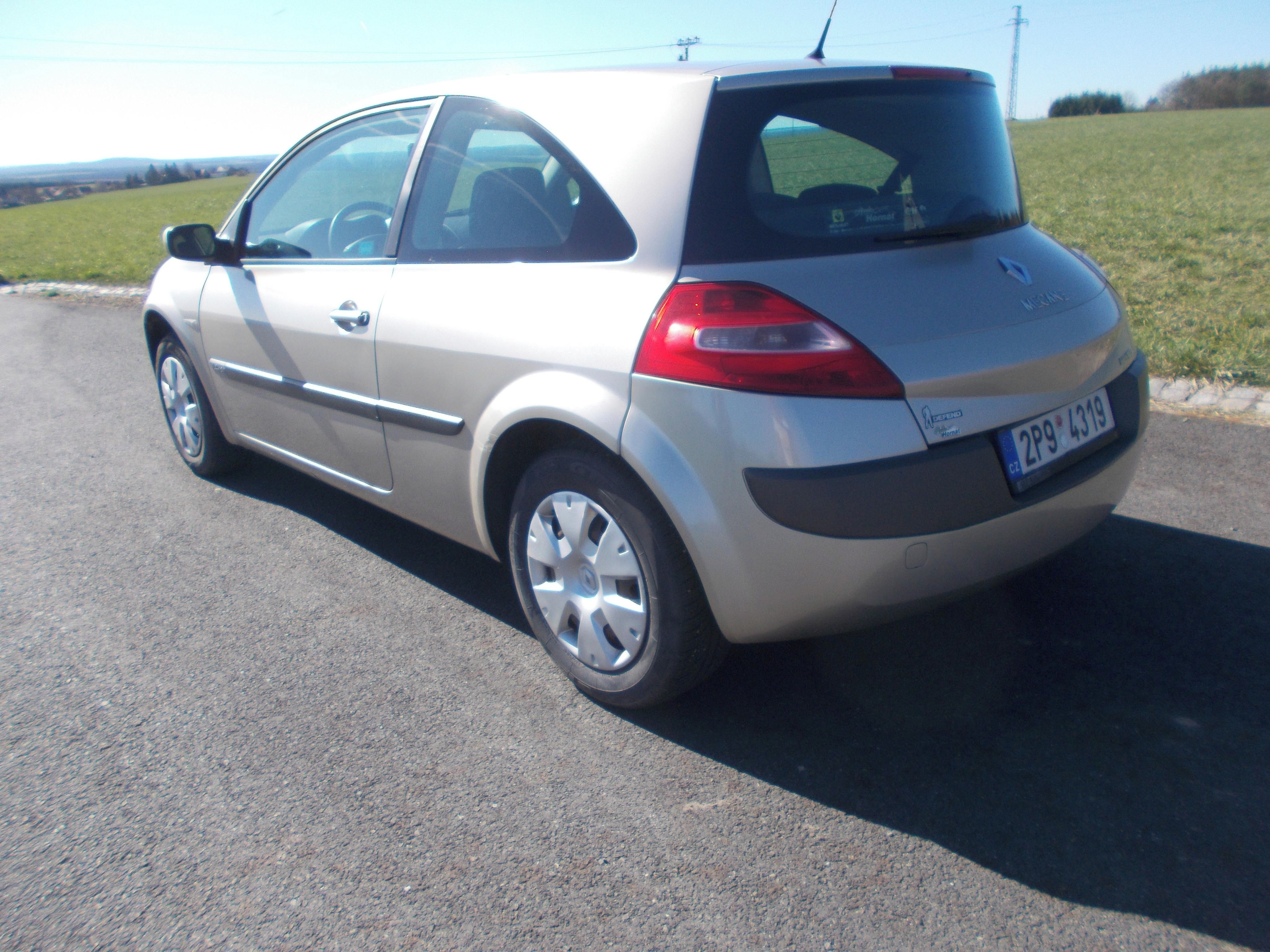 Renault Mégane, 1,4 72KW KOUP V ČR 2 majitel - fotka 6