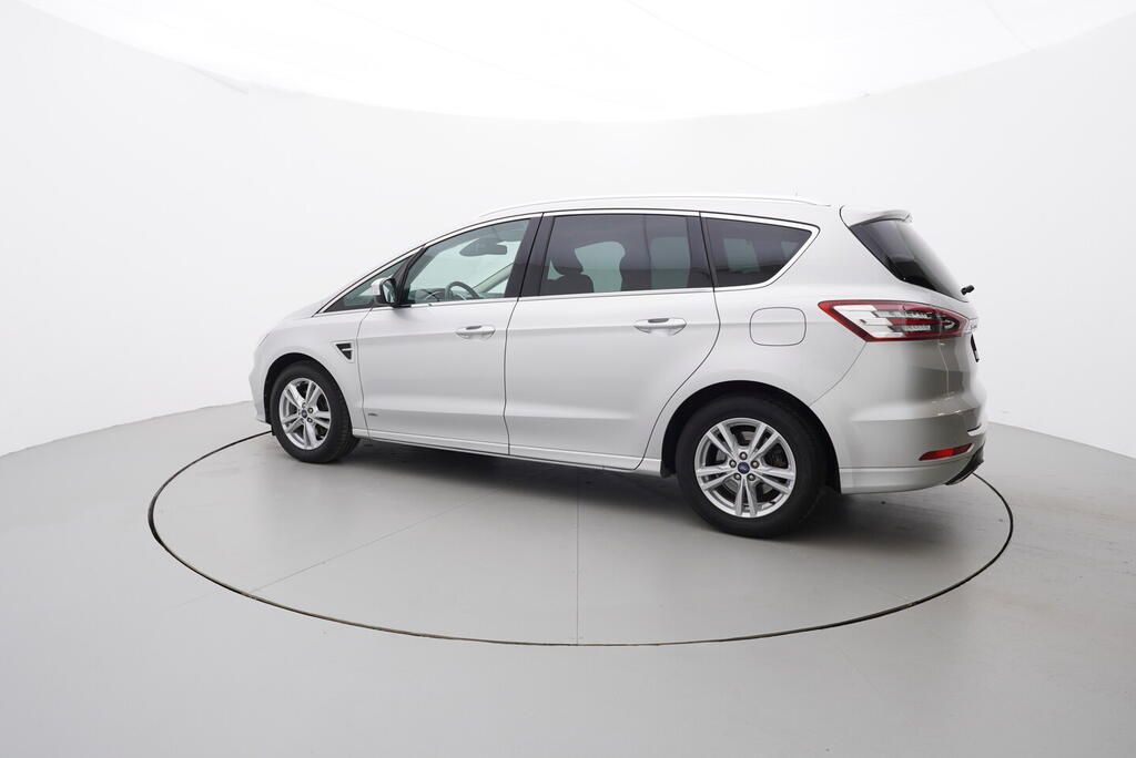 Ford S-MAX, Titanium 2.0 140 kW - fotka 3