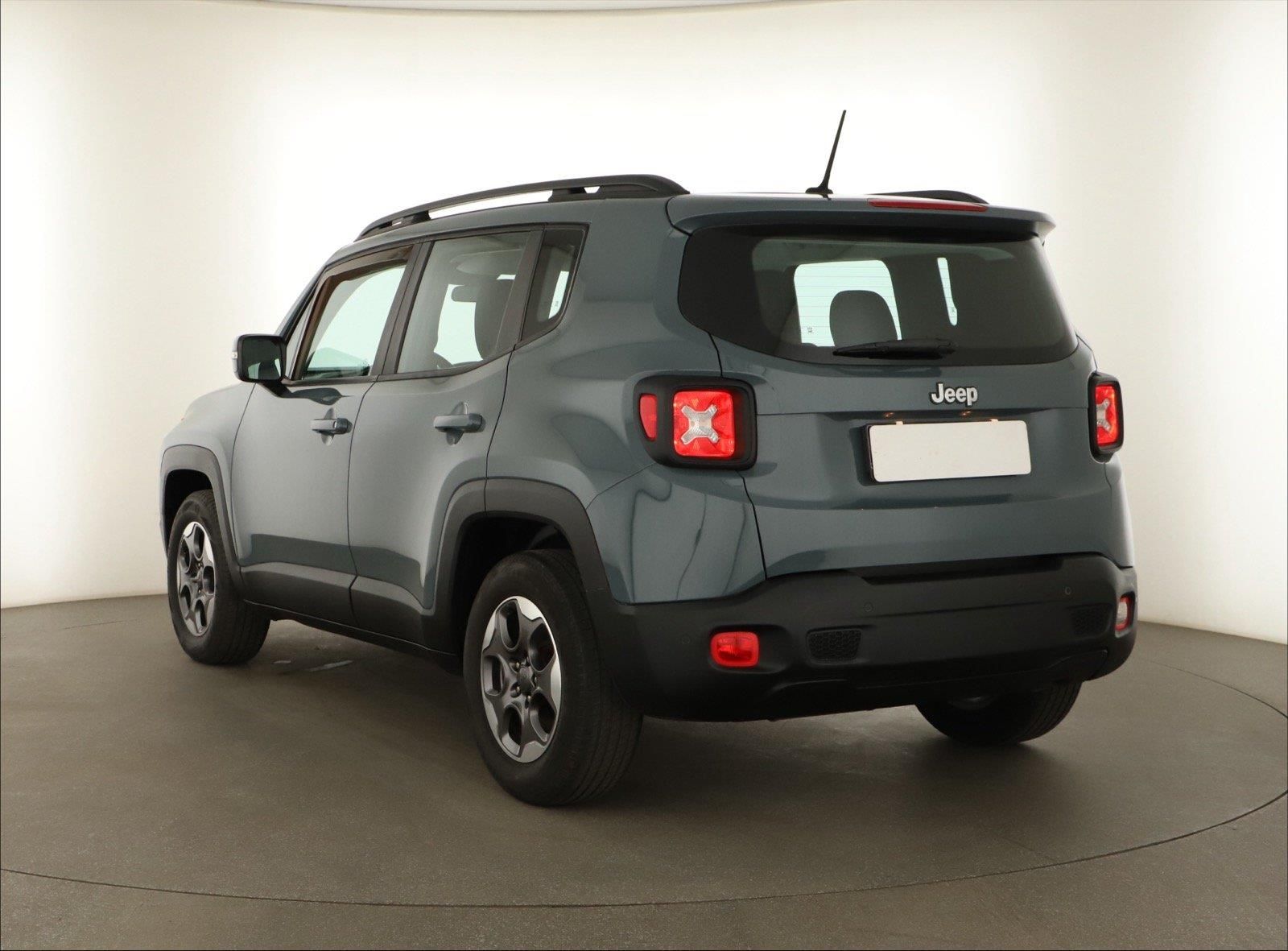 Jeep Renegade, 1.6 MultiJet, Tempomat - fotka 4