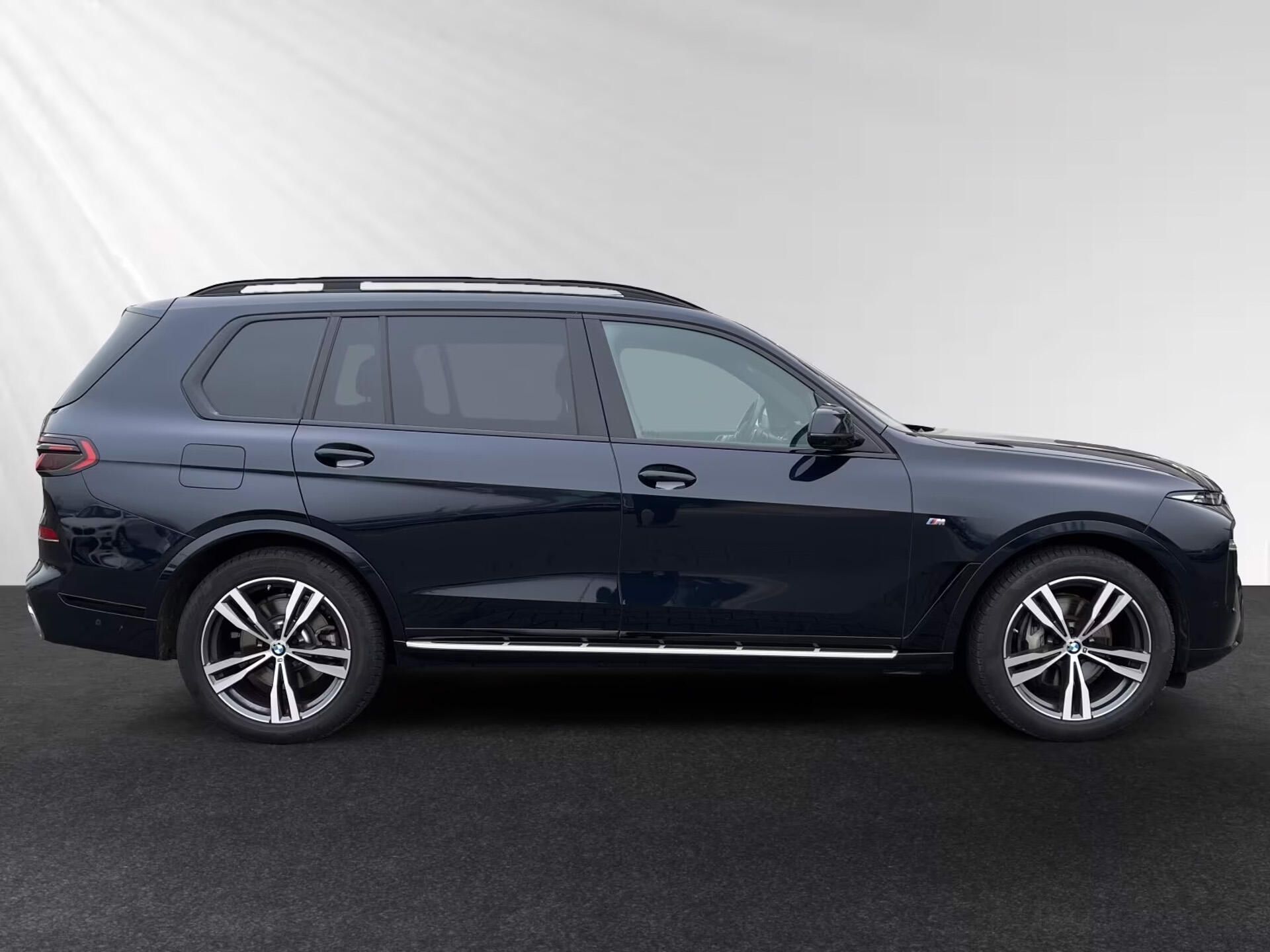 BMW X7, xDrive40i M-Sport Taž SkyL - fotka 3