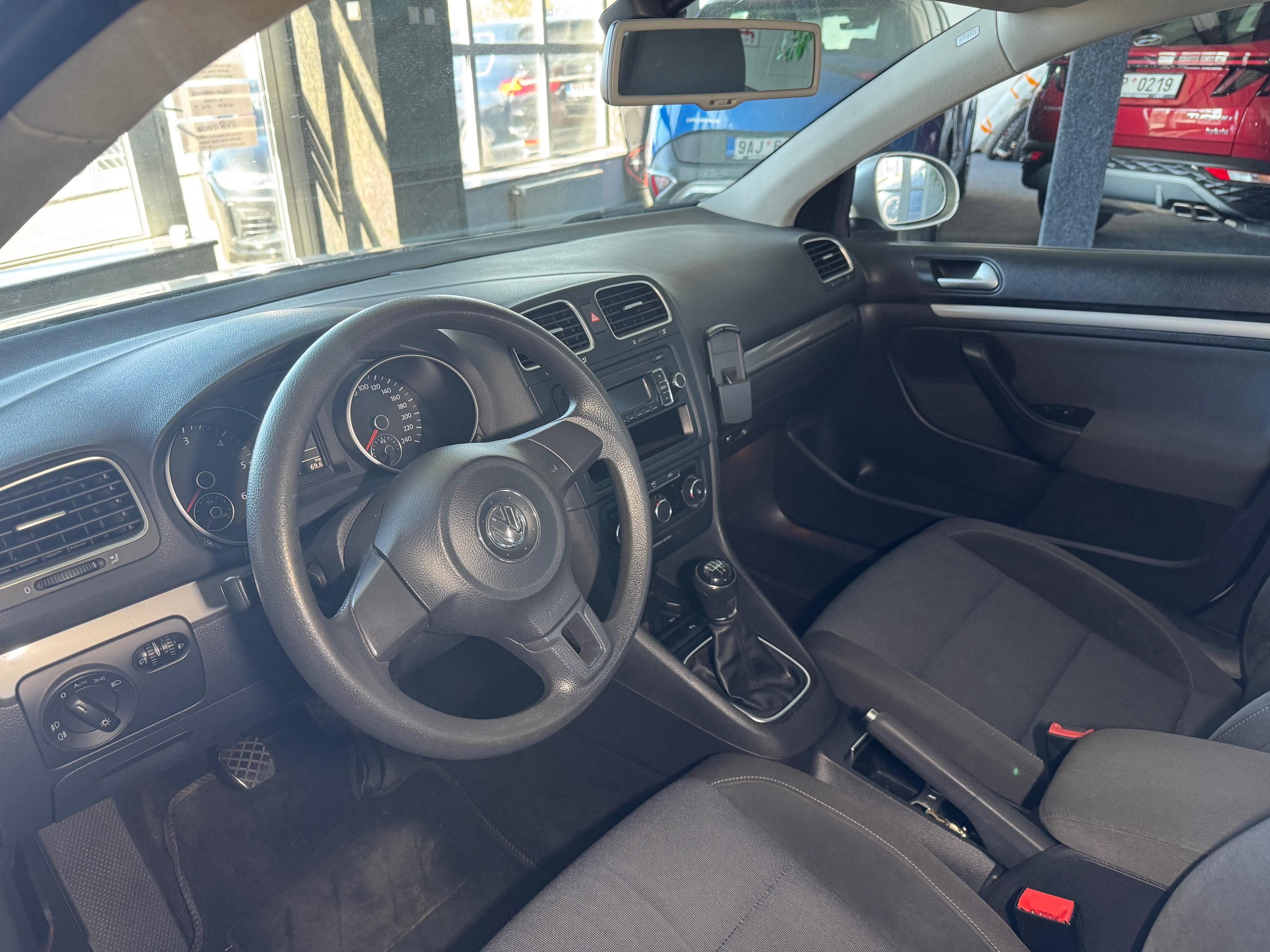 Volkswagen Golf, 1.6 TDI, Variant, bez koroze - fotka 6